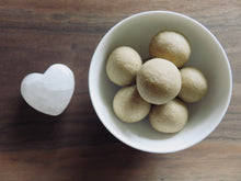 Load image into Gallery viewer, Pistachio
