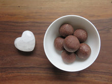 Load image into Gallery viewer, Chocolate Brownie Protein Balls
