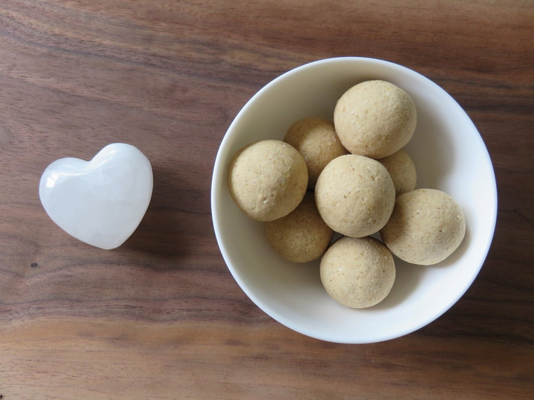 Vanilla Cookie Dough Protein Balls